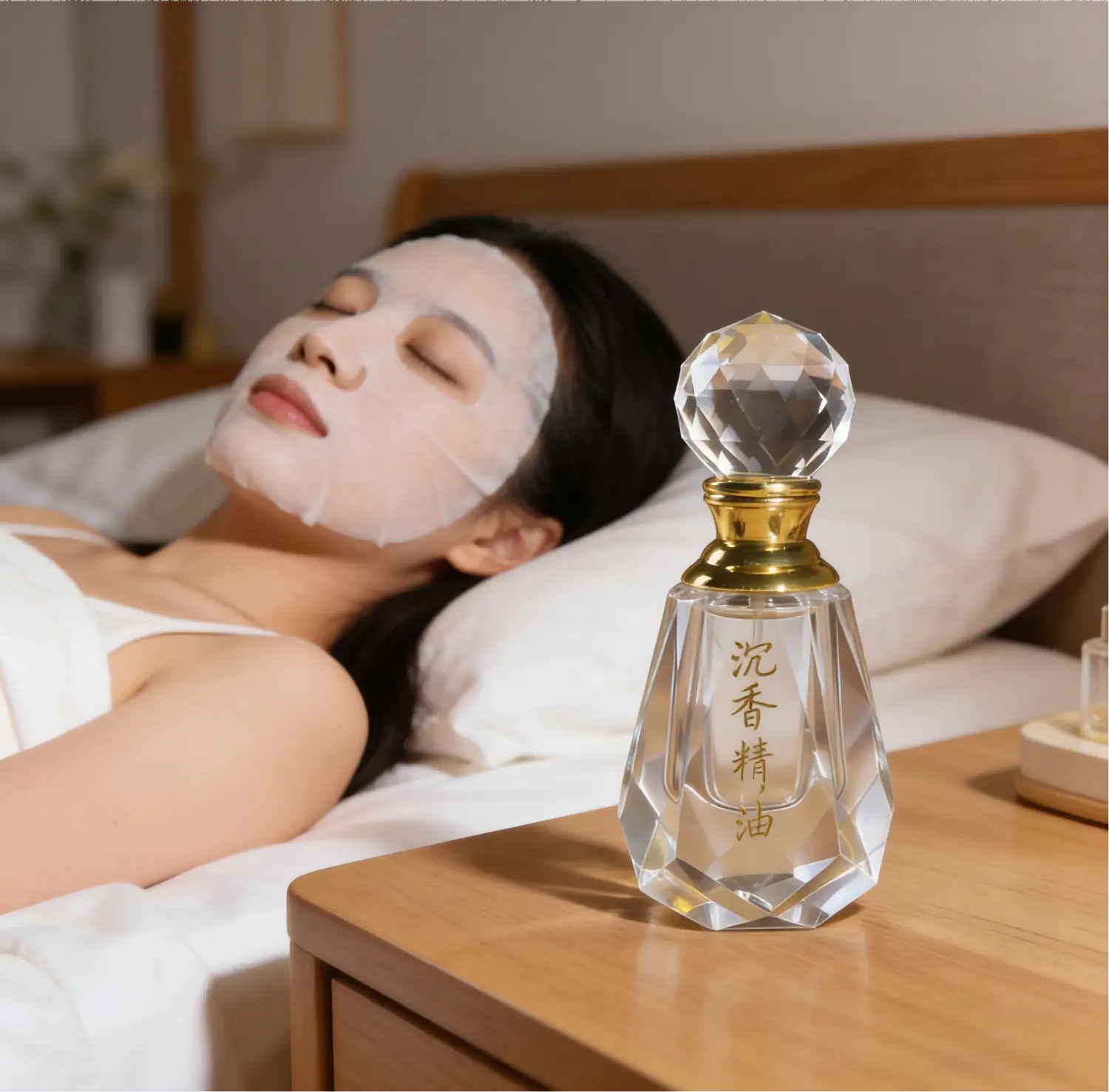 Natural Agarwood Essential Oil Ebony Essential Oil Bulk Export For High-End Perfumes Skincare Aromatherapy And Health